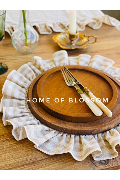 HOME OF BLOSSOM 2 Piece Beige Striped Linen Frilly American Service / Plate