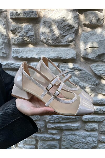 Elvinin Tarzı Clara Beige Patent Leather Ballerinas with Tulle Detail