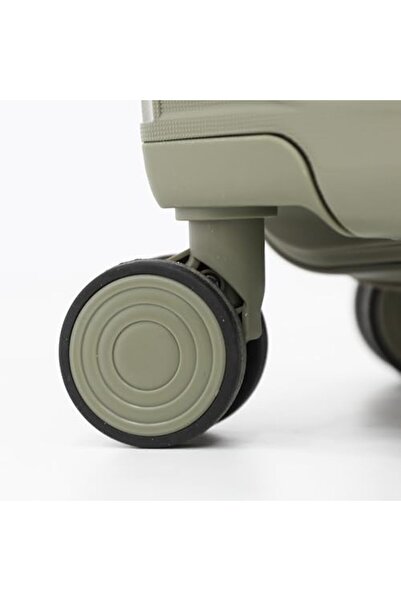 Giordano Cabin Size Luggage Polypropylene With Dual Spinner Wheels And Tsa Lock