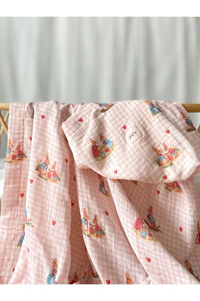 Zezig Rabbit Family Petite Pink Muslin Blanket