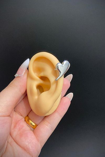 Blisse Piercing Silver Color Heart Figured Steel Ear Cuff – No Hole, Compression Cartilage Earrings