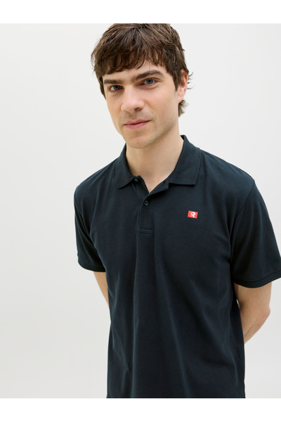 REBEL By Styli تي شيرت بولو بأكمام قصيرة وشعار Jrebflag Rebel