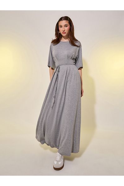 Styli Solid Pleated Tie Detail A-Line Midi Dress
