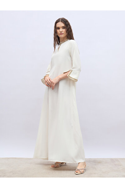 Styli Lace Trim 3/4 Sleeves Keyhole Neck Jalabiya