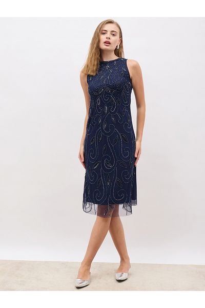 Styli Embellished Sleeveless Sheath Knee-Length Dress