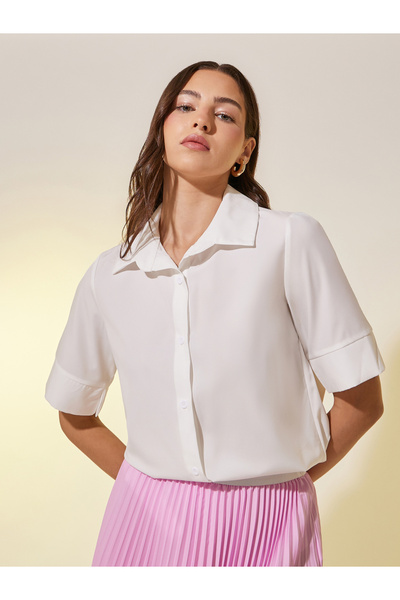 Styli قميص سادة بأكمام قصيرة وفتحة رقبة مستديرة