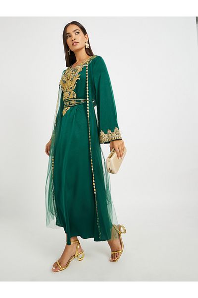 Keenly By Styli Embroidered Lace Detail V-Neck Belted Jalabiya