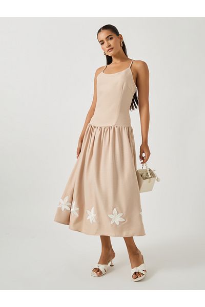 Styli Flower Applique Strappy A-Line Midi Dress