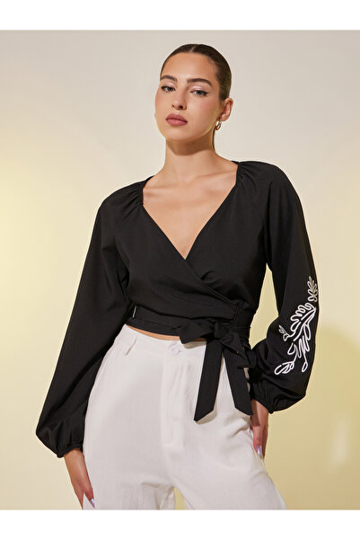 Styli Printed Balloon Sleeve Tie-Up Wrap Top