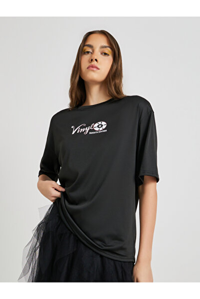 Styli تي شيرت كبير الحجم مطبوع عليه رسوميات