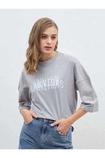 Styli Exaggerated Shoulder Slogan Print Oversized T-Shirt