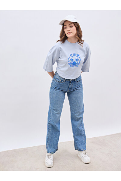 Styli تي شيرت مطرز بأكمام منسدلة ومقاس كبير