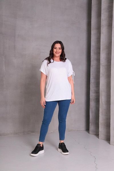 Ebsumu Women's Large Size Rope Tie White T-Shirt