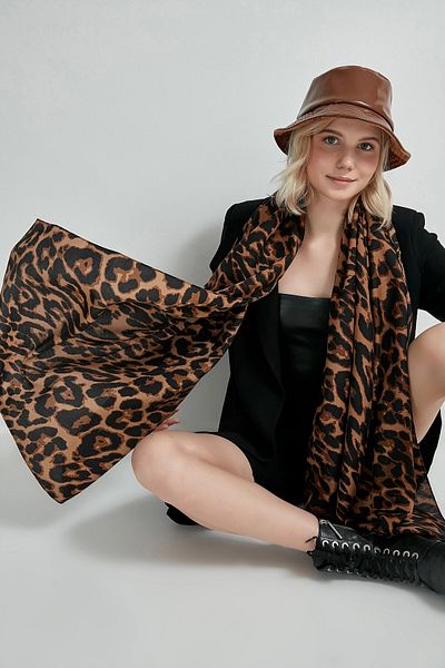bacc Brown Leopard Patterned Shawl Bcnsv-2510862