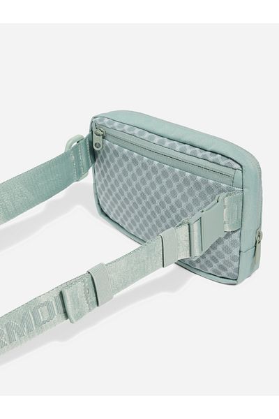Under Armour Stylish Sling Bag