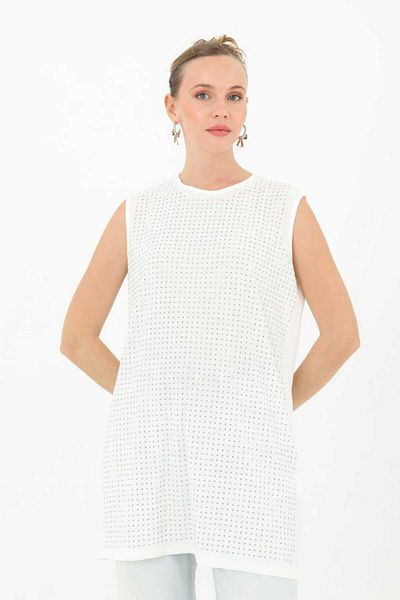 Puane Women's Zero Sleeve Flexible Comfortable Fit Blouse with Stones on the Front