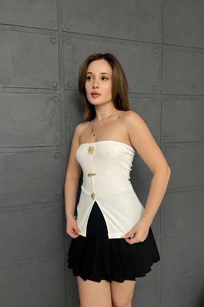 MOZENA Strapless Accessory Blouse