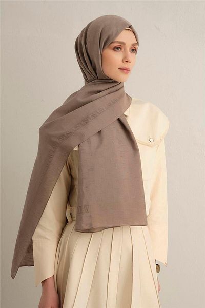 Armine Pamora Shawl 2 05