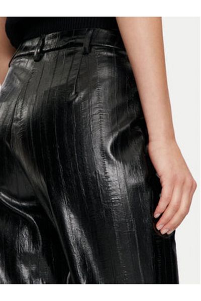 Sisley Pantaloni din piele ecologică pentru femei sisley 4S6DLF064 Negri