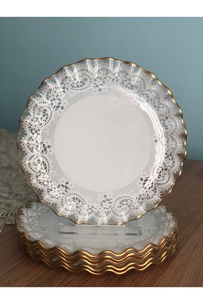 B&M Gold Lace Curved Cake Plate 6 Pieces