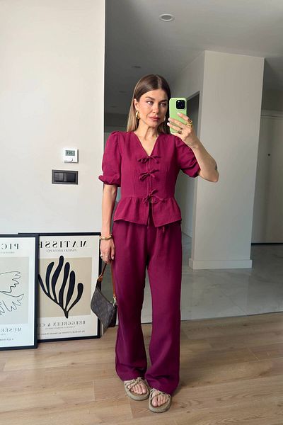 Sue Store Set de pantaloni din muselină cu bluză cu șireturi burgundy