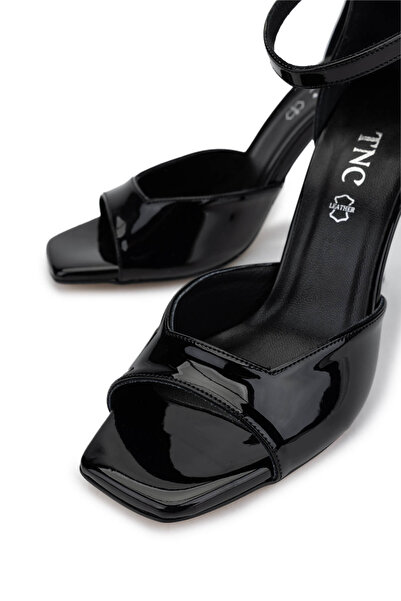 Tamer Tanca Kadın Vegan Siyah Rugan Topuklu Ayakkabı