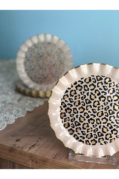 B&M Leopard Patterned Curved Cake Plate 6 Pieces