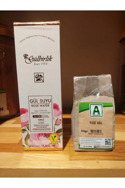 Gülbirlik Natural Clay Mask Set – Powder Clay + Rose Water – 2-Piece Skin Care Set