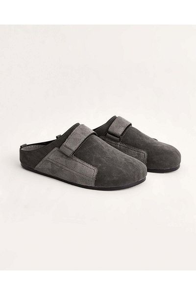 Chirpy Men's Tape Detailed Closed Front Summer Slippers