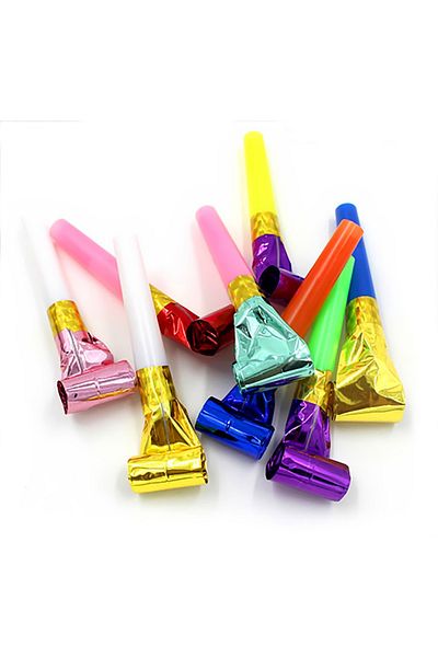 Ropet Set of 15 colorful party whistles, Ropet