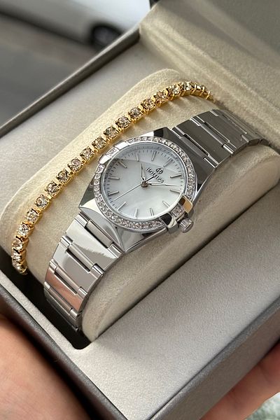 Homies Women's Wristwatch and Bracelet Gift Box Waterproof 2 Years Warranty