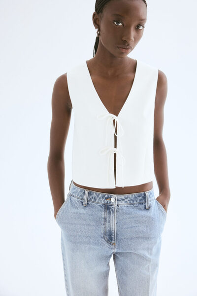 H&M Bağcık Detaylı Yelek