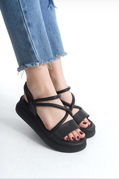 bulutmod BA04577 Черни дамски сандали с кръстосани ремъци и мека подметка 5 с...