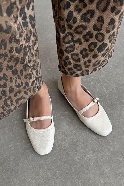 STRASWANS Wigins Women's Genuine Leather Ballerinas Beige