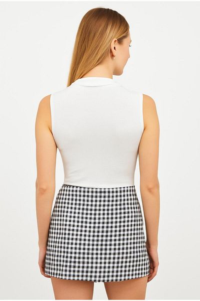 Bukamiss Decked Collar Sleeveless Blouse - White