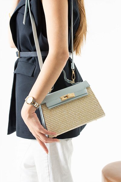 Night Geantă de mână și de umăr pentru femei Vienn Model Wicker Baby Blue