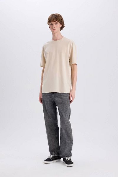 DeFacto Ανδρικό μπλουζάκι Boxy Fit Crew Neck με στάμπα πέτρα E3958ax/bg702
