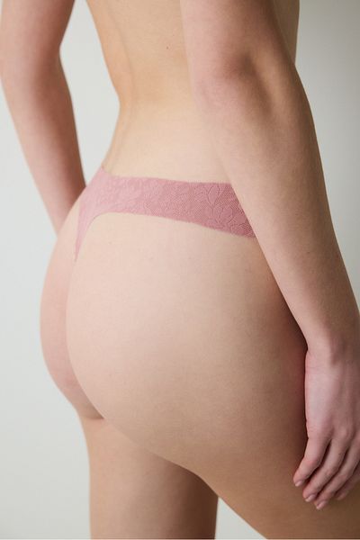 Penti Unsichtbare, lasergeschnittene, Spitzen-Dusty Rose-Tanga-Höschen