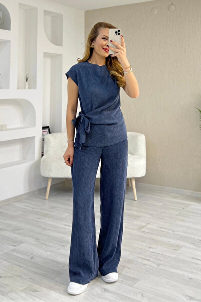 Paw Garage Women's Sienna Lacing Detailed Crinkle Fabric Blouse Pants Set