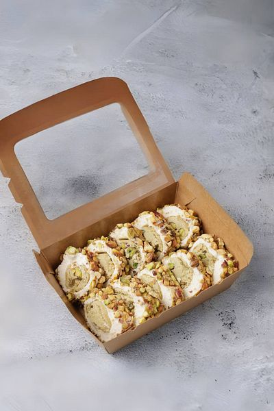 Lutfuzade Baklava Turkish delight with pistachio cream and topped with pistachios - Lutfi Zadeh Baklava