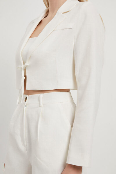 Arma Life Women's Linen Look Lace-Up Tight White Crop Jacket