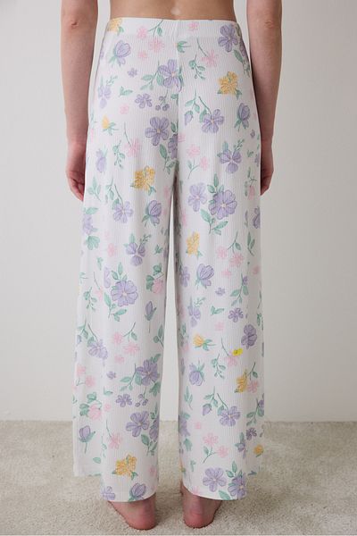 Penti Mehrfarbiges Pyjama-Set mit bedruckten Hosen von Love More