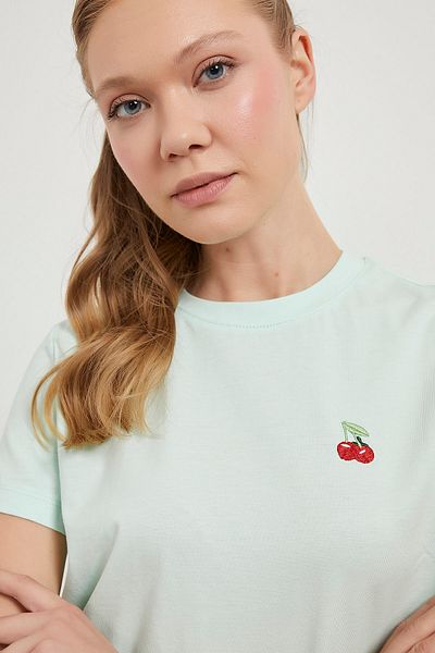 Arma Life Women's Cherry Patterned Crew Neck Mint Loose T-Shirt