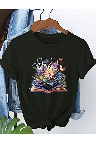 caddekombin Çiçekli Kitap Baskılı Pamuk Penye Siyah Tişört