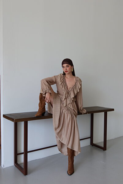 Laluvia Φόρεμα Toulon με λεπτομέρεια με βολάν με βιζόν - 204126