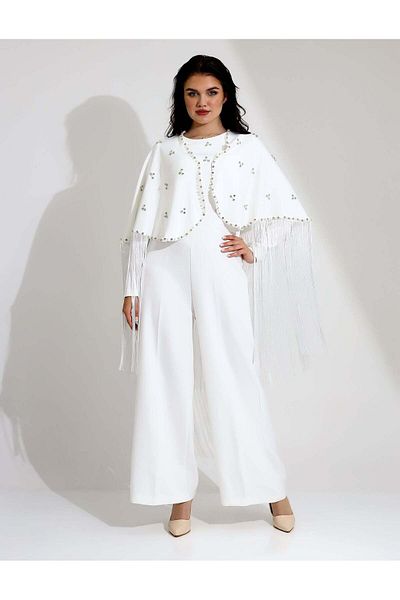 Stayele Elegant White Jumpsuit with Embellished Cape