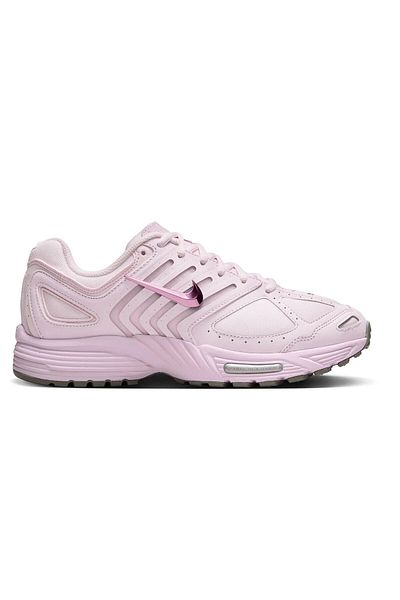 Nike W Air Pegasus 2005 Daily Sneaker Walking Shoes