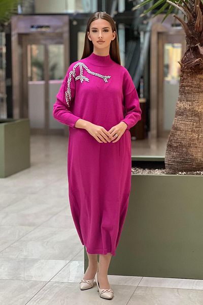 Ghisa Stone Embroidered Knitwear Dress on the Shoulder