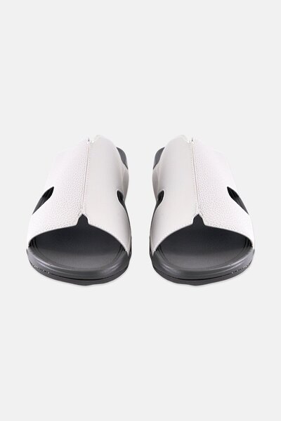 English Laundry Men Slip On Arabic Sandals, Light Grey