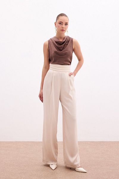Sateen Pantaloni largi din satin cu buzunare - bej